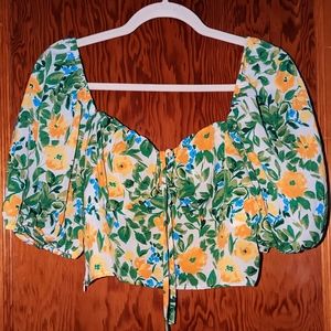 Floral crop top blouse